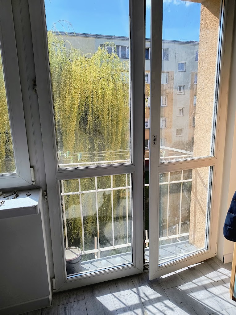 Drzwi balkonowe tracą szczelność